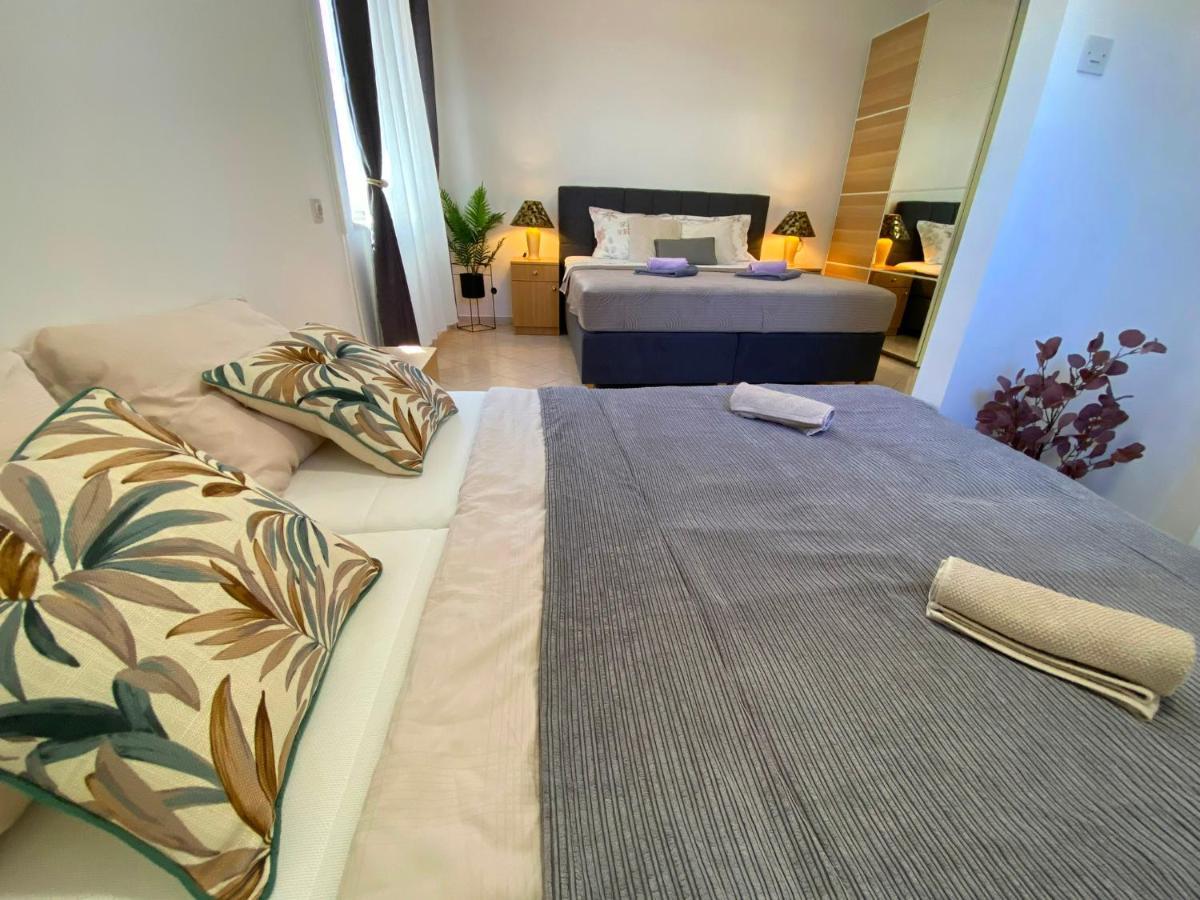 Aurelis Apartments Porec Esterno foto