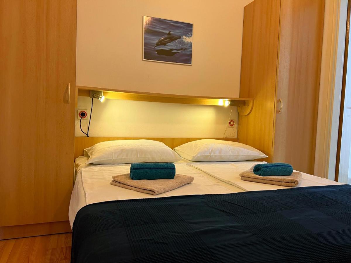 Aurelis Apartments Porec Esterno foto