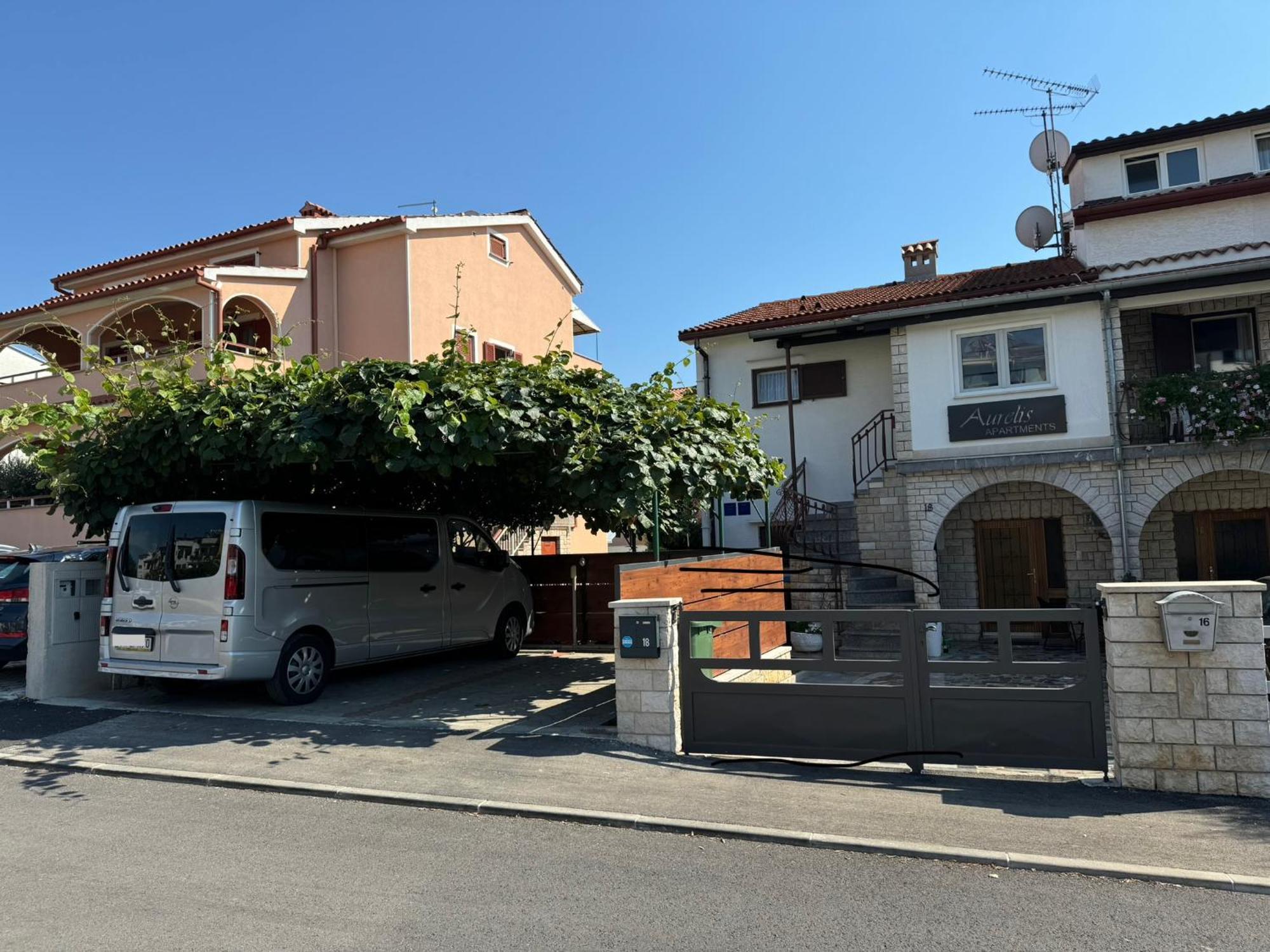 Aurelis Apartments Porec Esterno foto